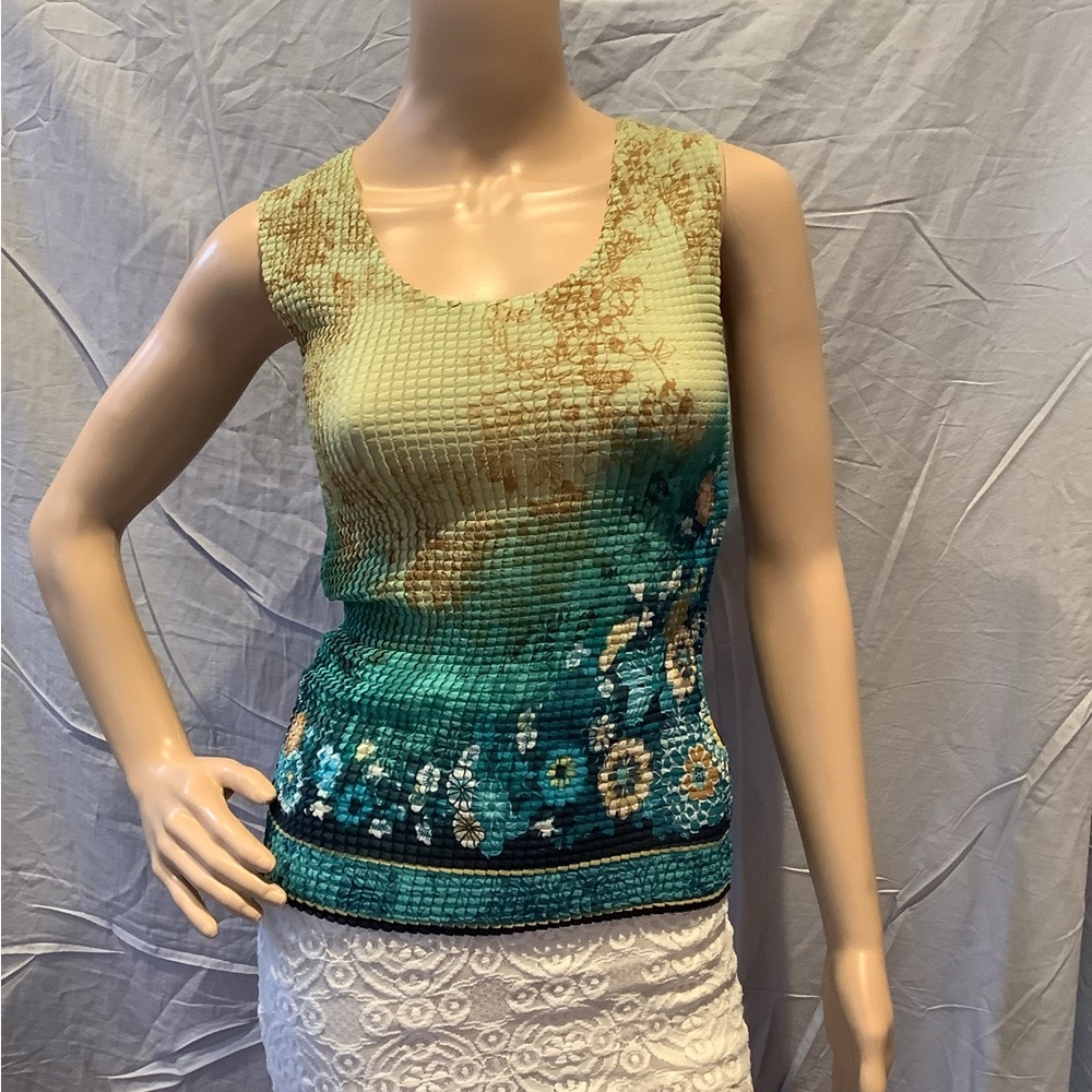 Colorful, Ribbed, Tank Top - Picture 3 of 6